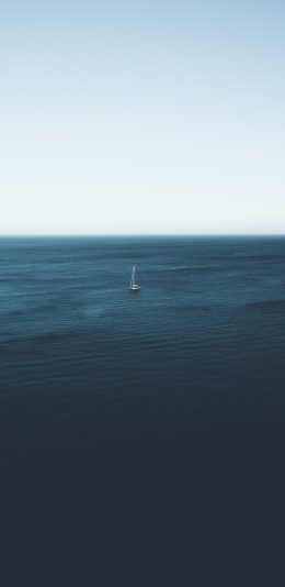 大海中的孤舟