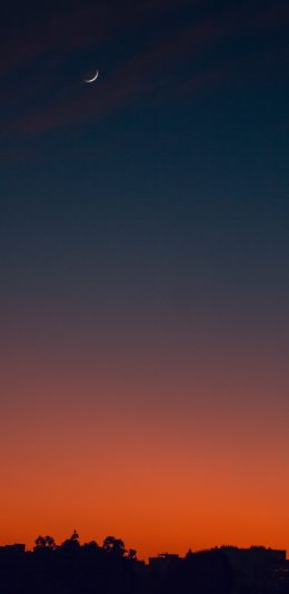 2K手机壁纸夕阳下的月亮美景