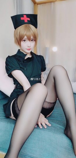 美女。