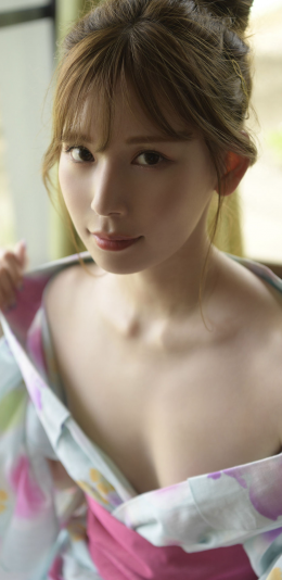 日本女明星 Akari Tsumugi 手机壁纸