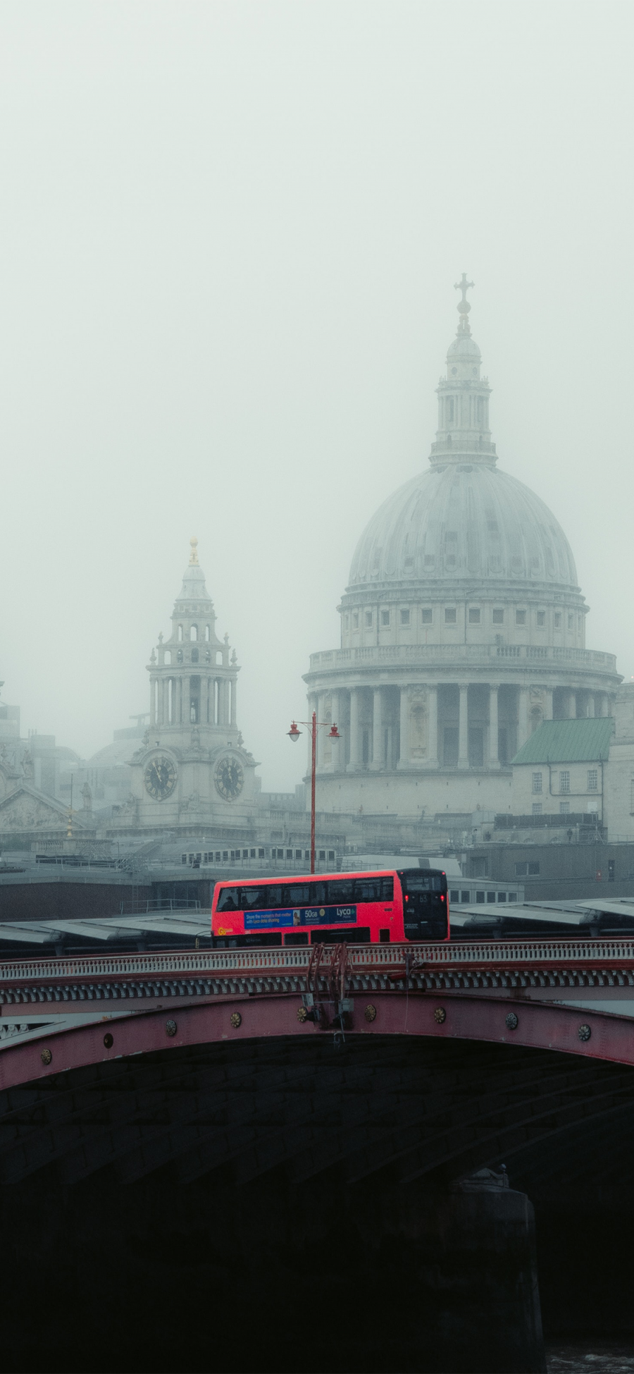 有雾的伦敦街