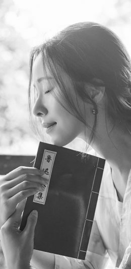 [2436x1125]江一燕 黑白 古典 演员 明星 艺人 知性 苹果手机美女壁纸图片