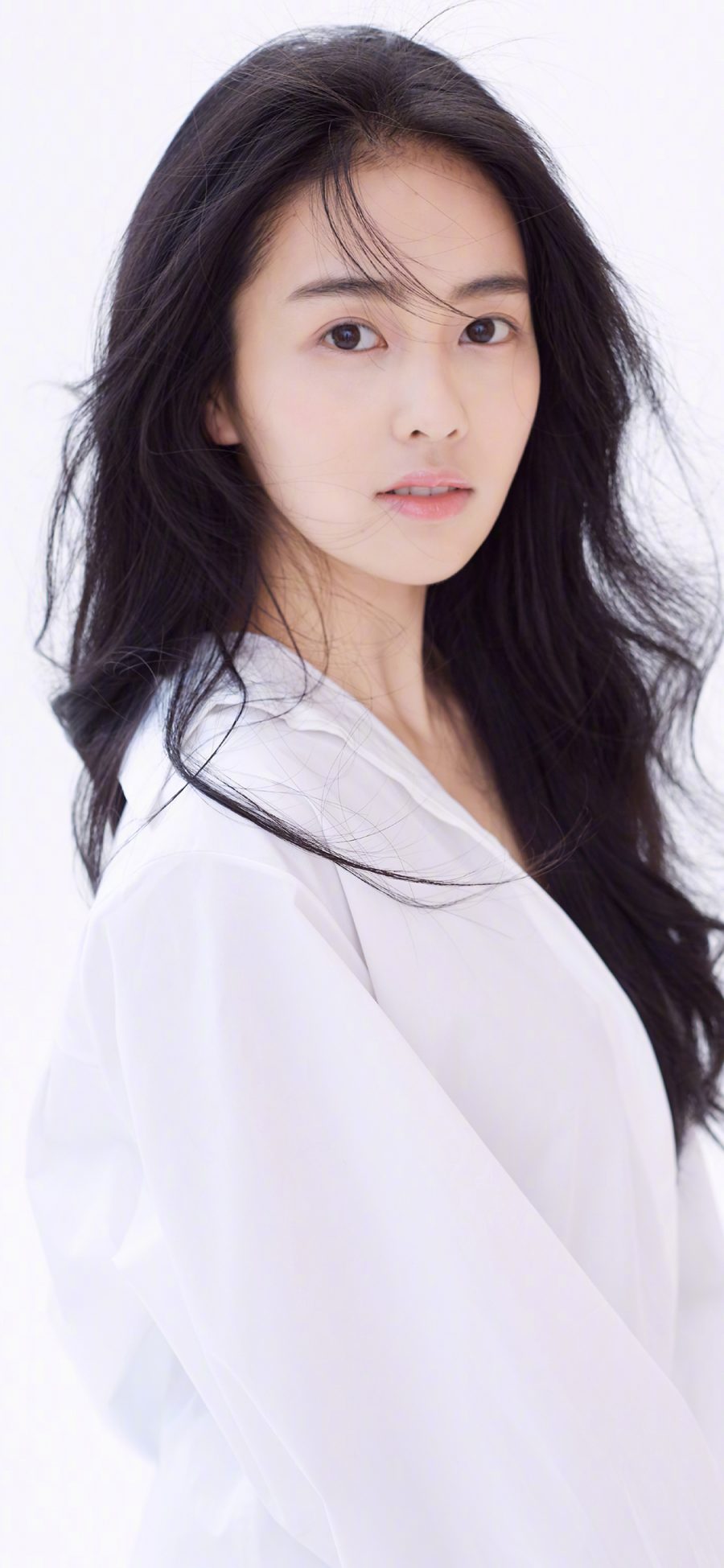 [2436×1125]白梦妍 白鹿 演员 模特 明星 艺人 苹果手机美女壁纸图片