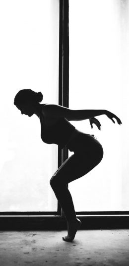 [2436x1125]舞蹈者 女孩 芭蕾 黑白 苹果手机美女壁纸图片