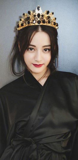 [2436x1125]迪丽热巴 皇冠 演员 艺人 苹果手机美女壁纸图片
