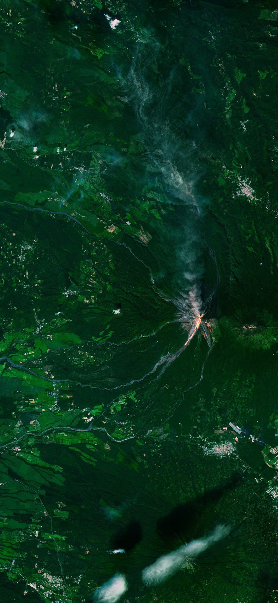 [2436×1125]地理 地貌 火山 卫星图 地质 绿色 苹果手机壁纸图片