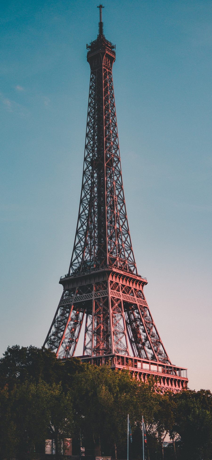 [2436×1125]埃菲尔铁塔 法国 巴黎 地标 苹果手机壁纸图片