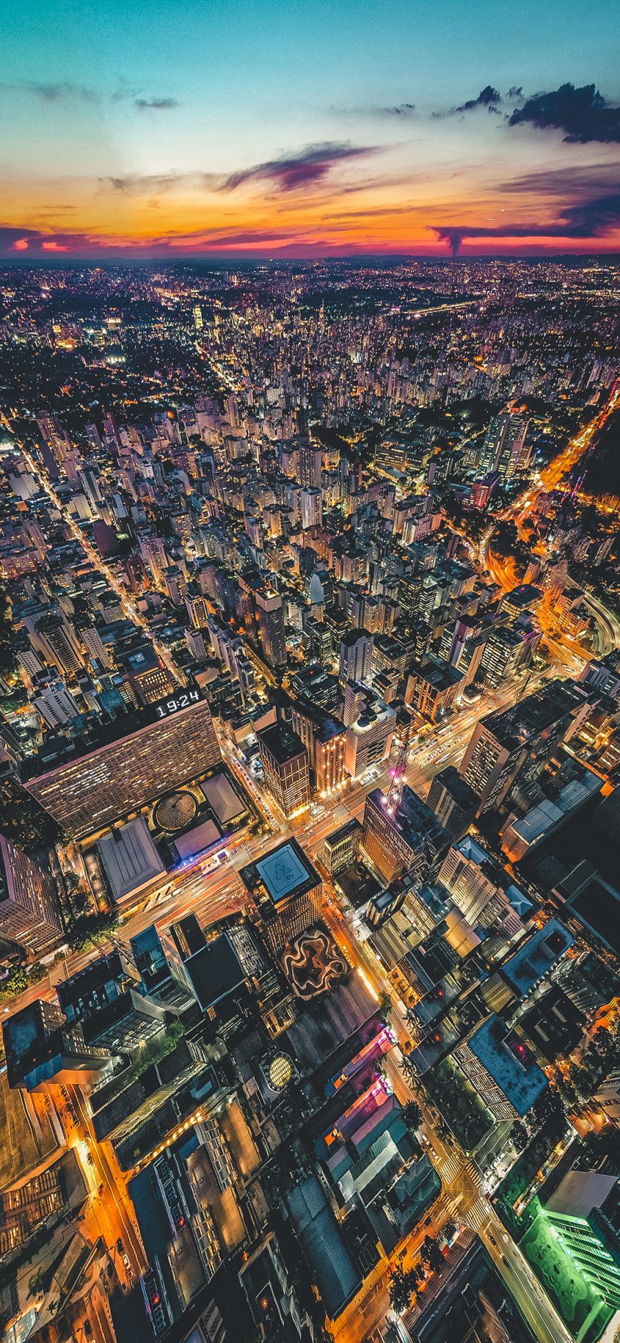 [2436×1125]城市 建筑 夜景 灯光 都市 繁华 苹果手机壁纸图片