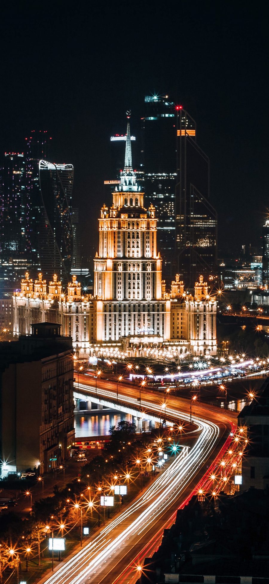 [2436×1125]夜晚 灯光 街景 璀璨 苹果手机壁纸图片