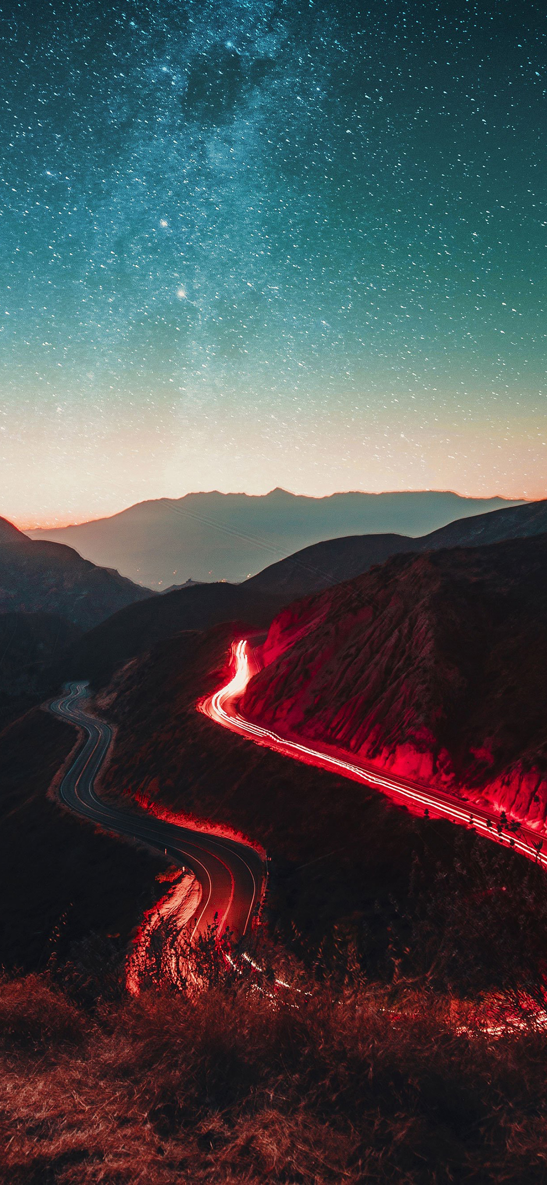 [2436×1125]夜景 星空 盘山公路 夜灯 苹果手机壁纸图片
