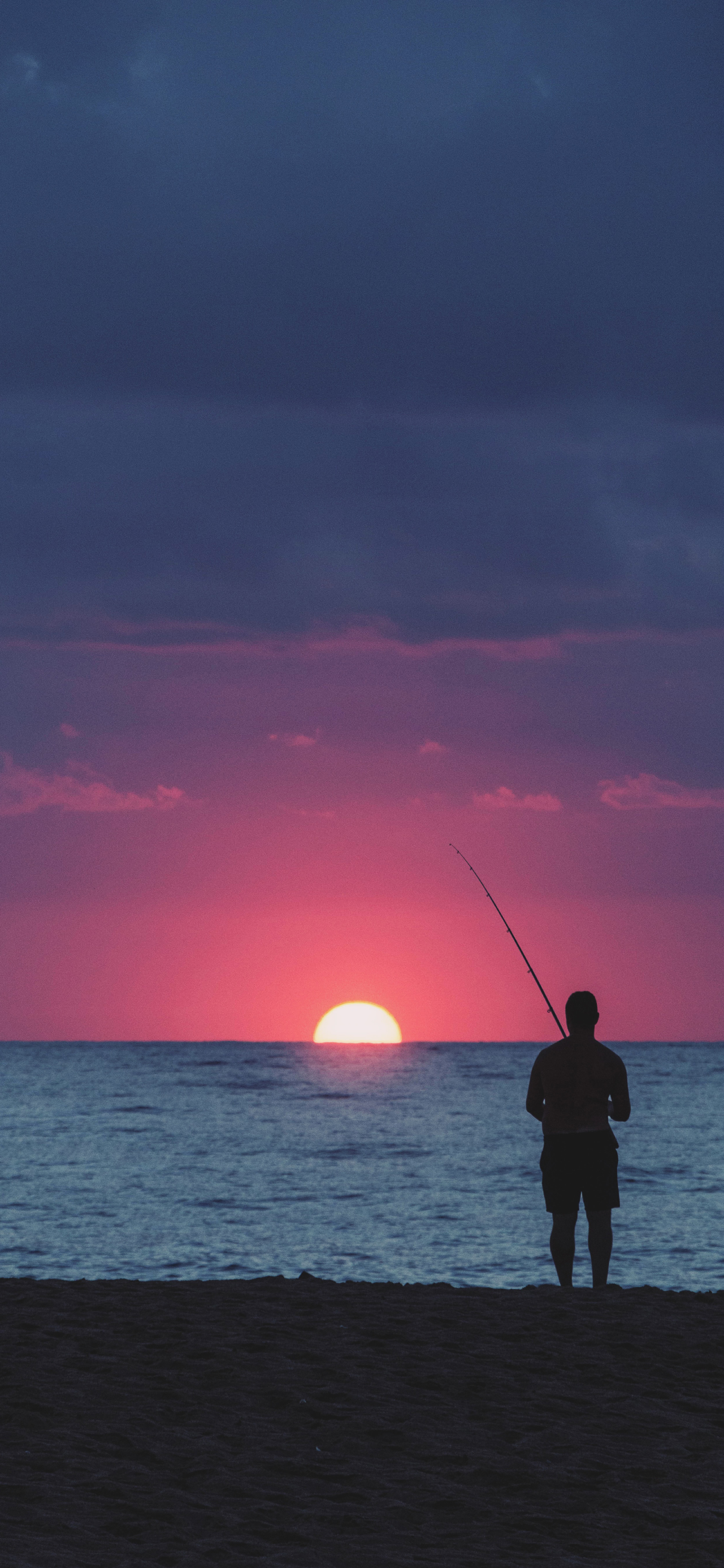 [2436×1125]大海 夕阳 晚霞 钓鱼 苹果手机壁纸图片
