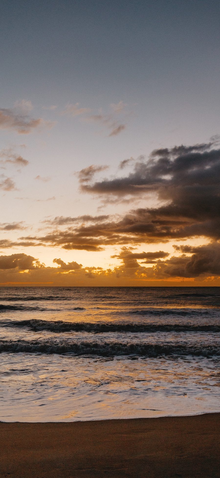 [2436×1125]大海 浪花 沙滩 夕阳 苹果手机壁纸图片