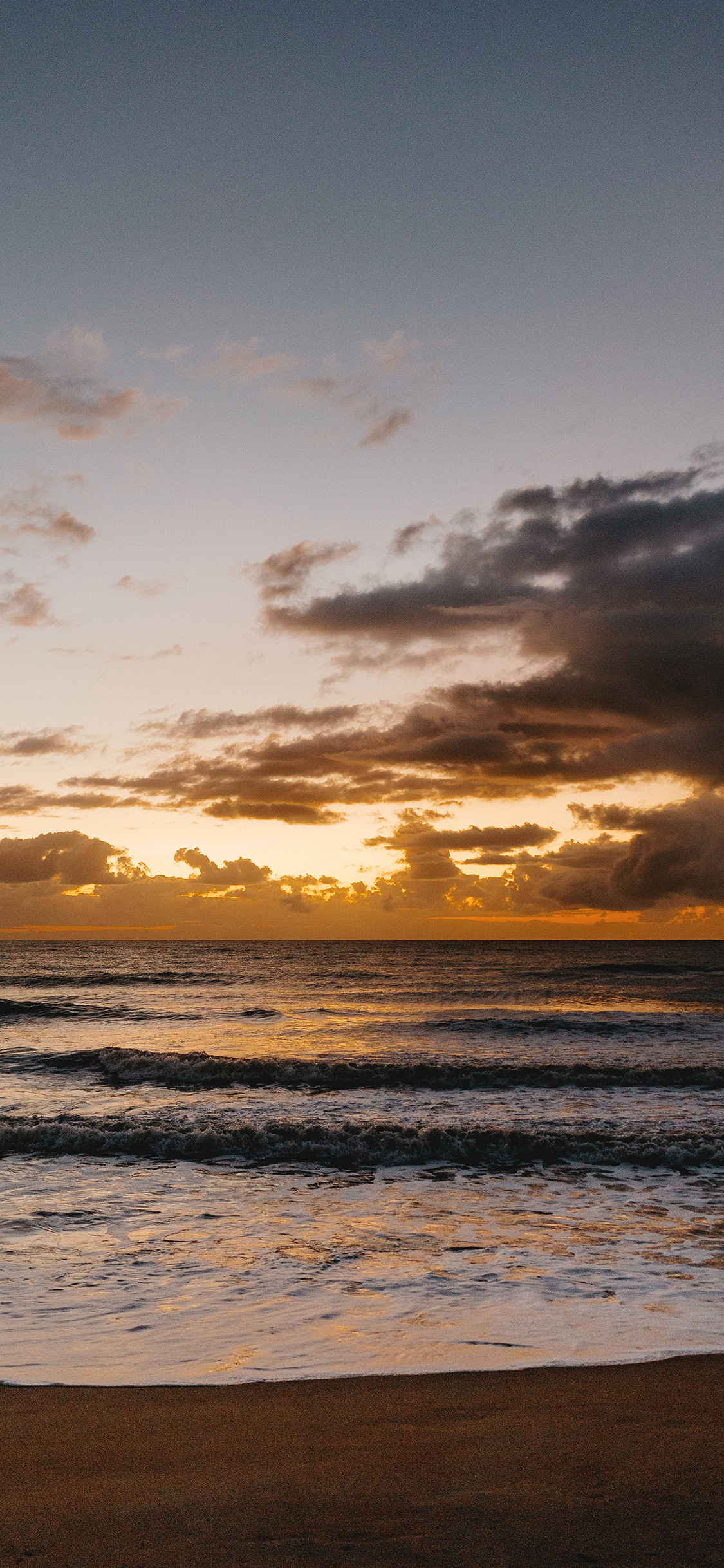[2436×1125]大海 浪花 沙滩 夕阳 苹果手机壁纸图片