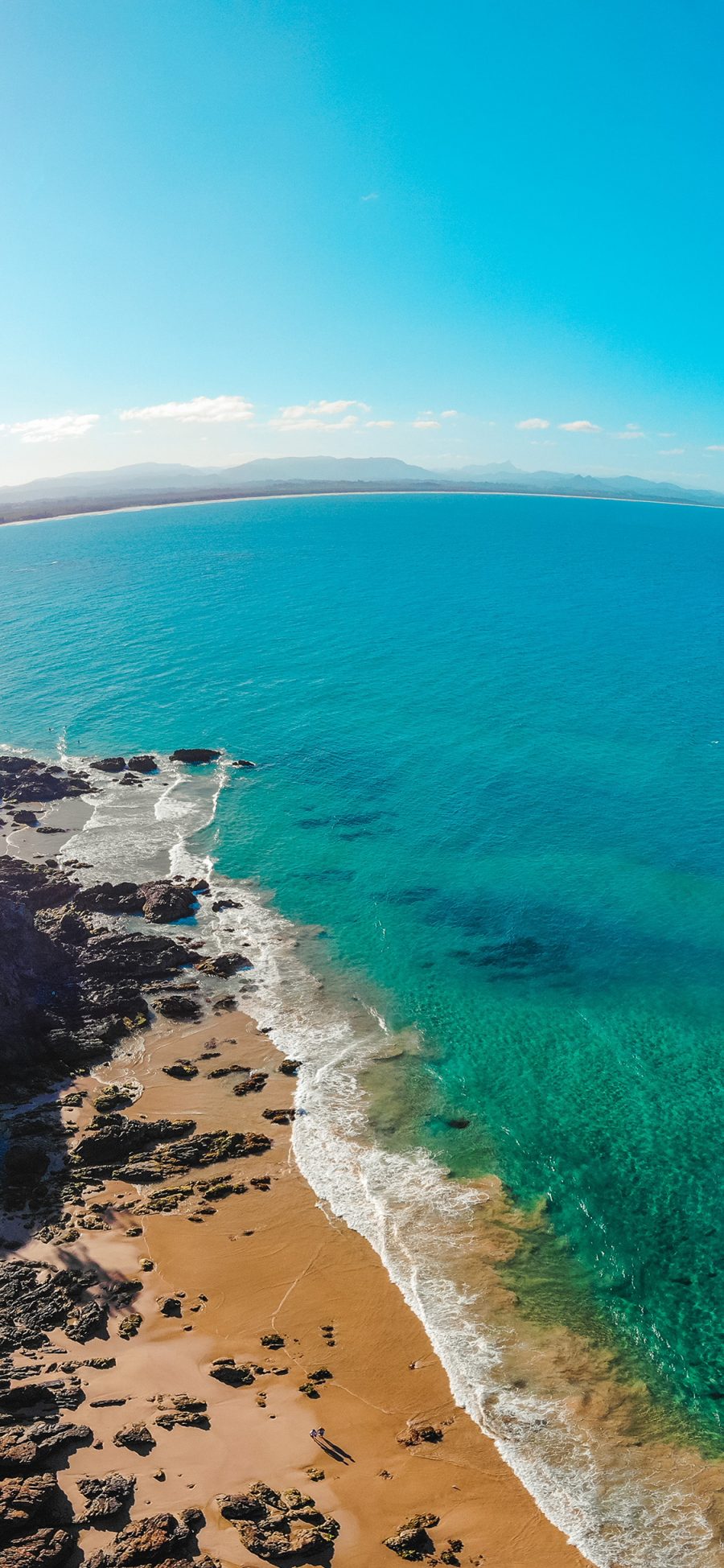 [2436×1125]大海 海岸 沙滩 礁石 苹果手机壁纸图片