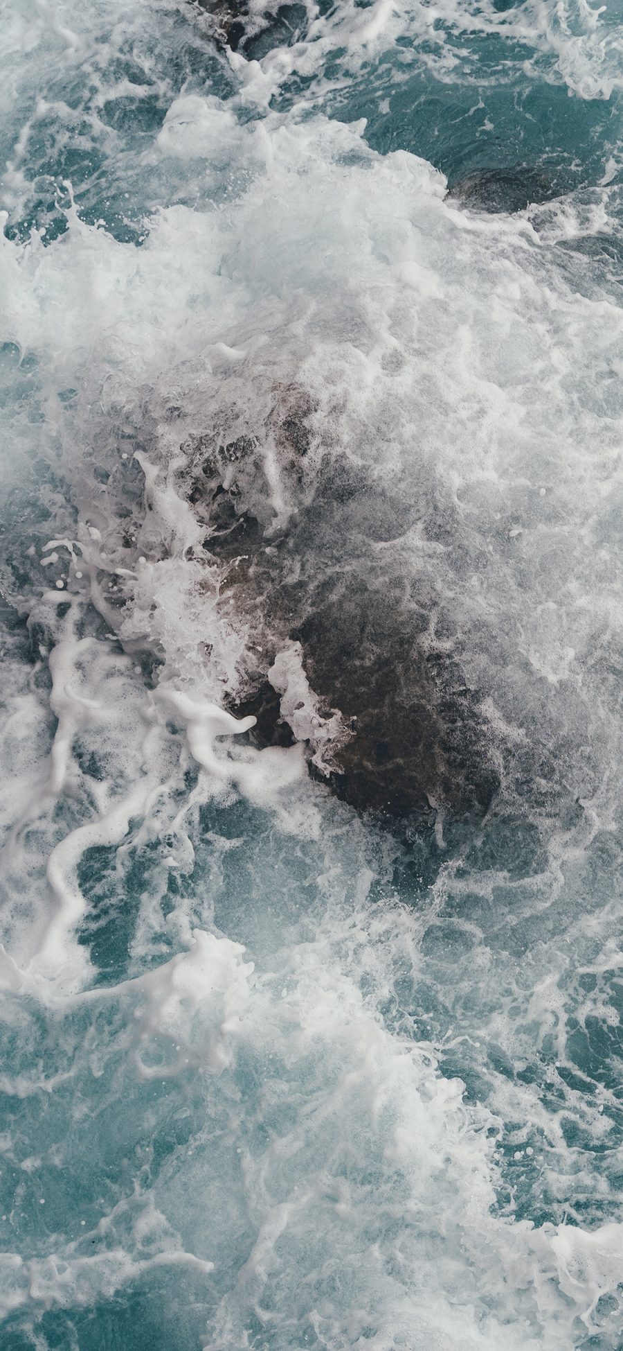 [2436×1125]大海 海浪 海水 翻涌 苹果手机壁纸图片