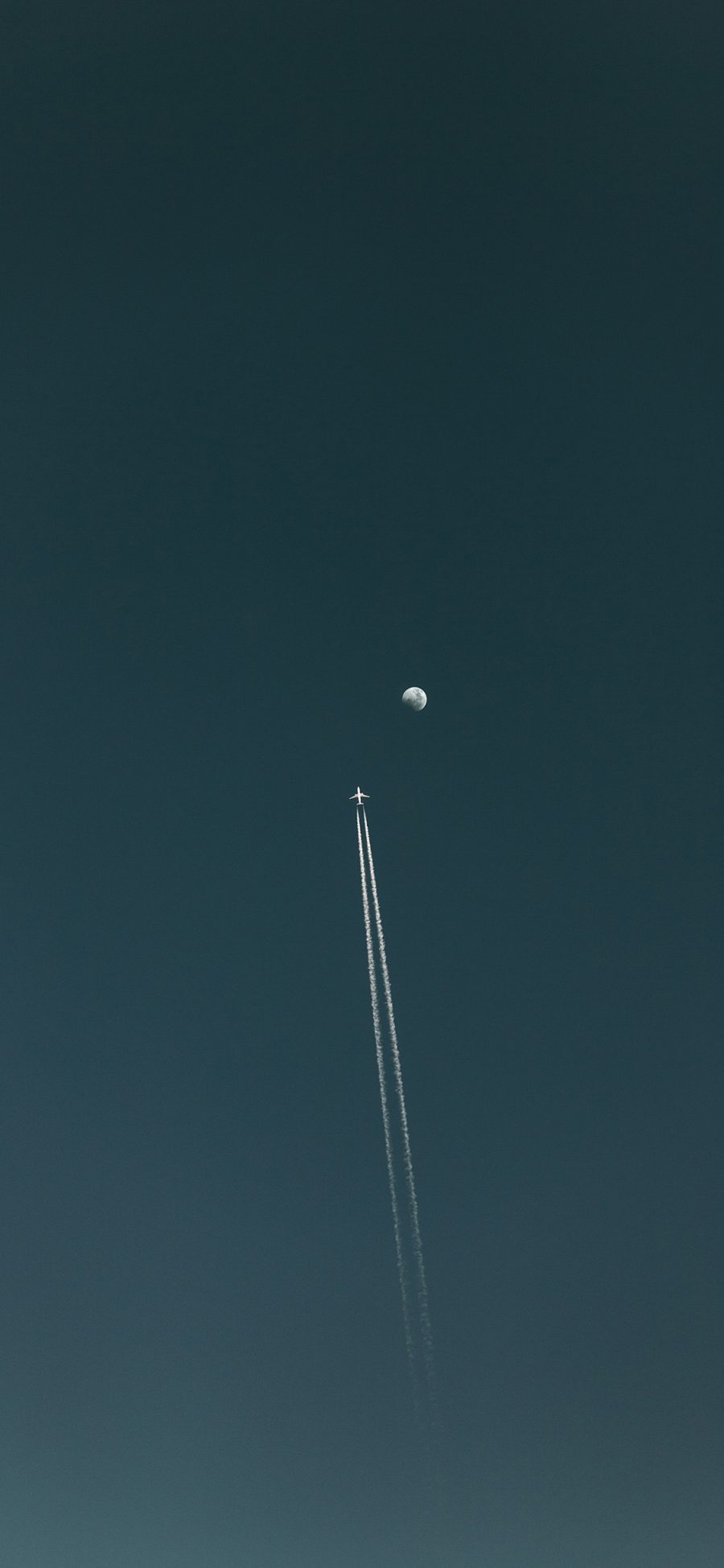 [2436×1125]天空 月球 飞机 云轨 苹果手机壁纸图片