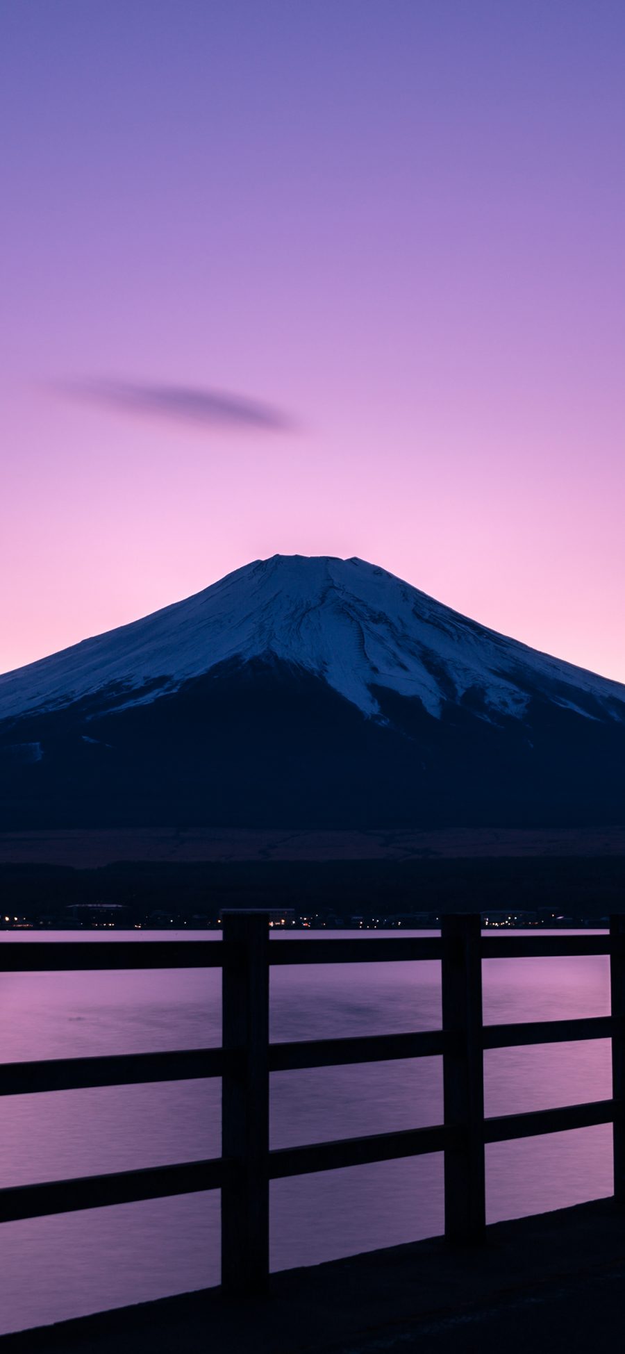 [2436×1125]富士山 雪山 日本 夜 栏杆 苹果手机壁纸图片