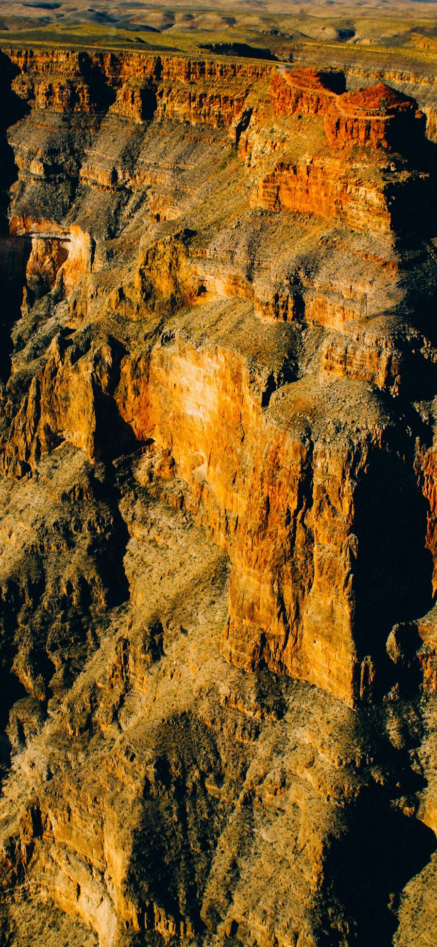 [2436×1125]峭壁 地貌 岩石 山川 苹果手机壁纸图片