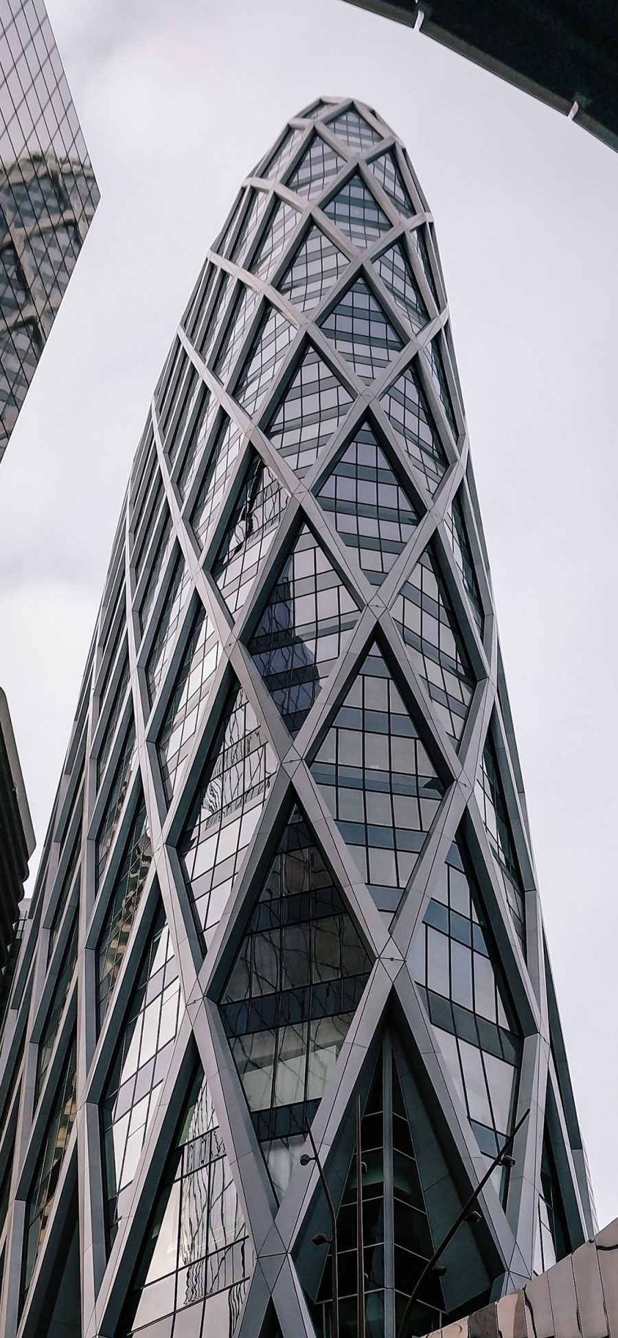 [2436×1125]建筑 高楼 大厦 都市 繁华 玻璃 现代 苹果手机壁纸图片