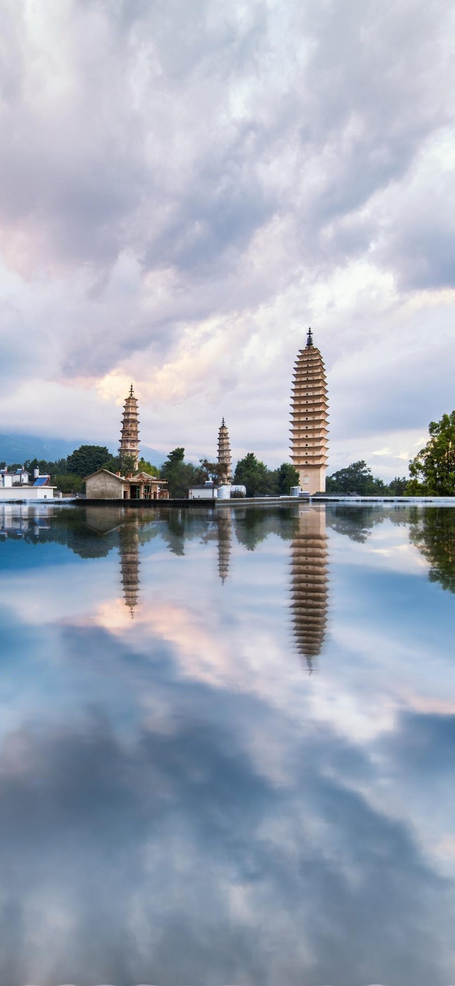 [2436×1125]旅游 景点 大理崇圣寺三塔 公园 苹果手机壁纸图片