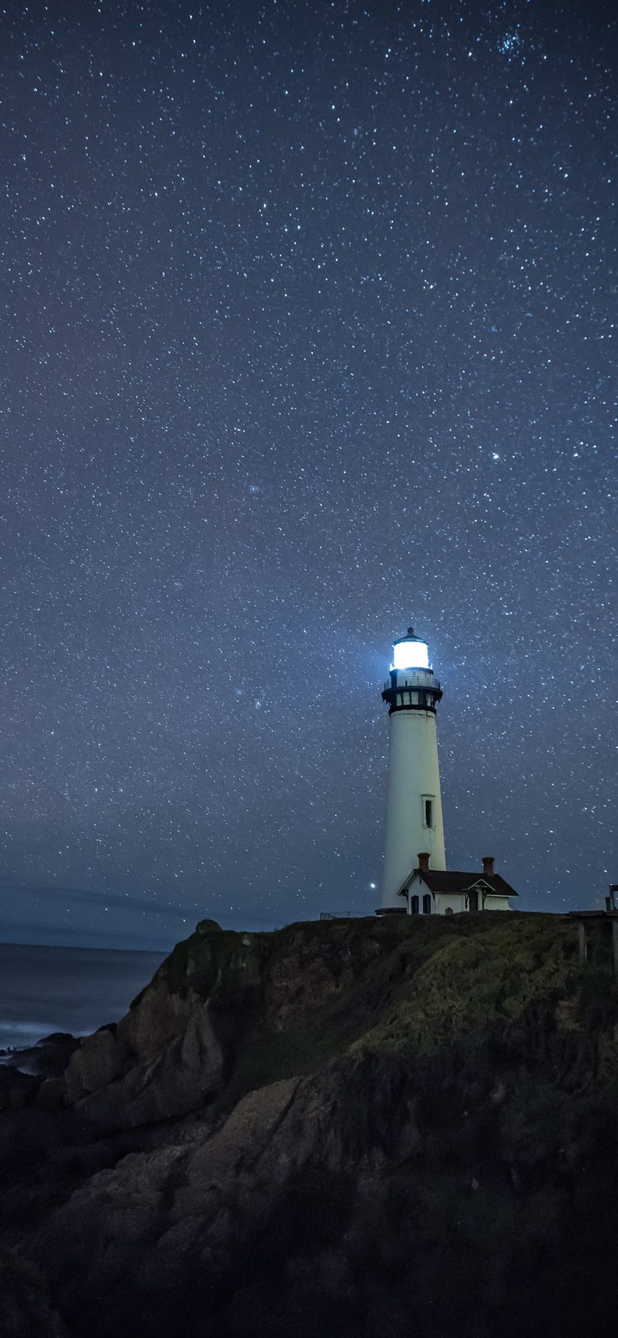 [2436×1125]星空 灯塔 照明 指示灯 苹果手机壁纸图片