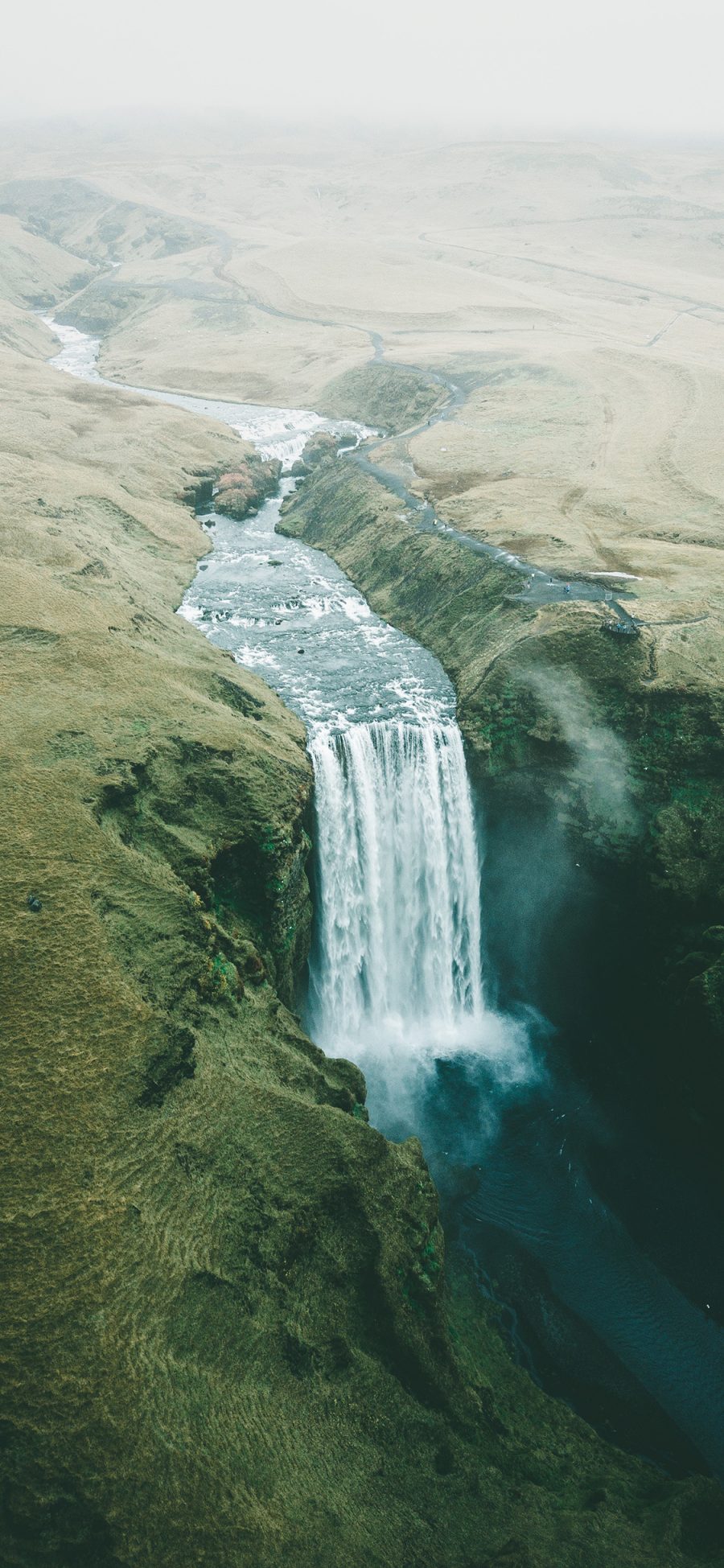 [2436×1125]景色 流水 瀑布 峡谷 苹果手机壁纸图片