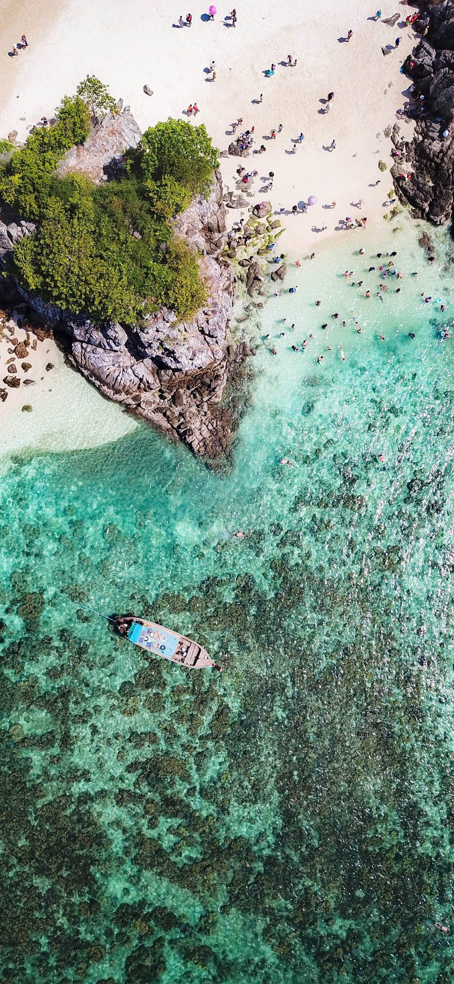 [2436×1125]景色 轮船 浅海 旅游 苹果手机壁纸图片