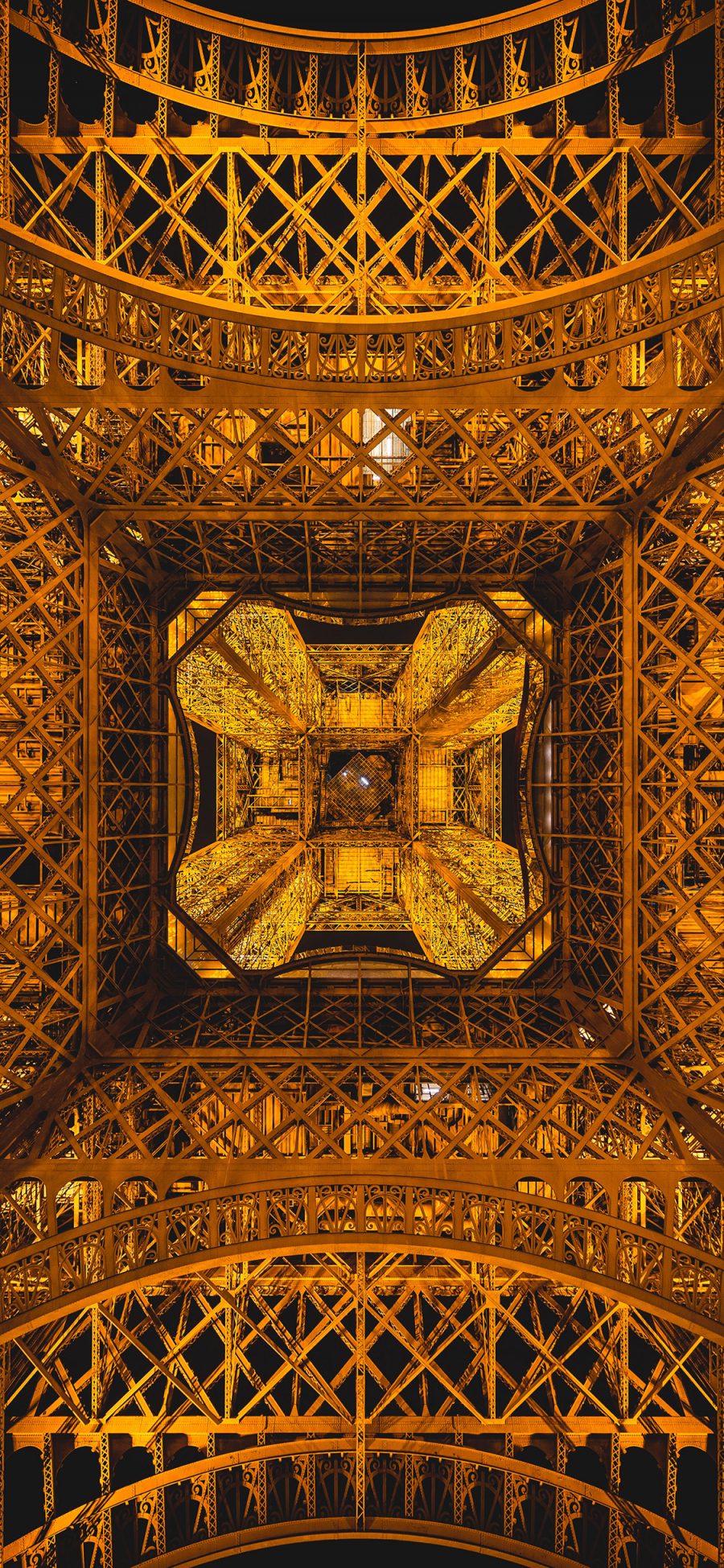 [2436×1125]法国 巴黎铁塔 底部 结构 苹果手机壁纸图片