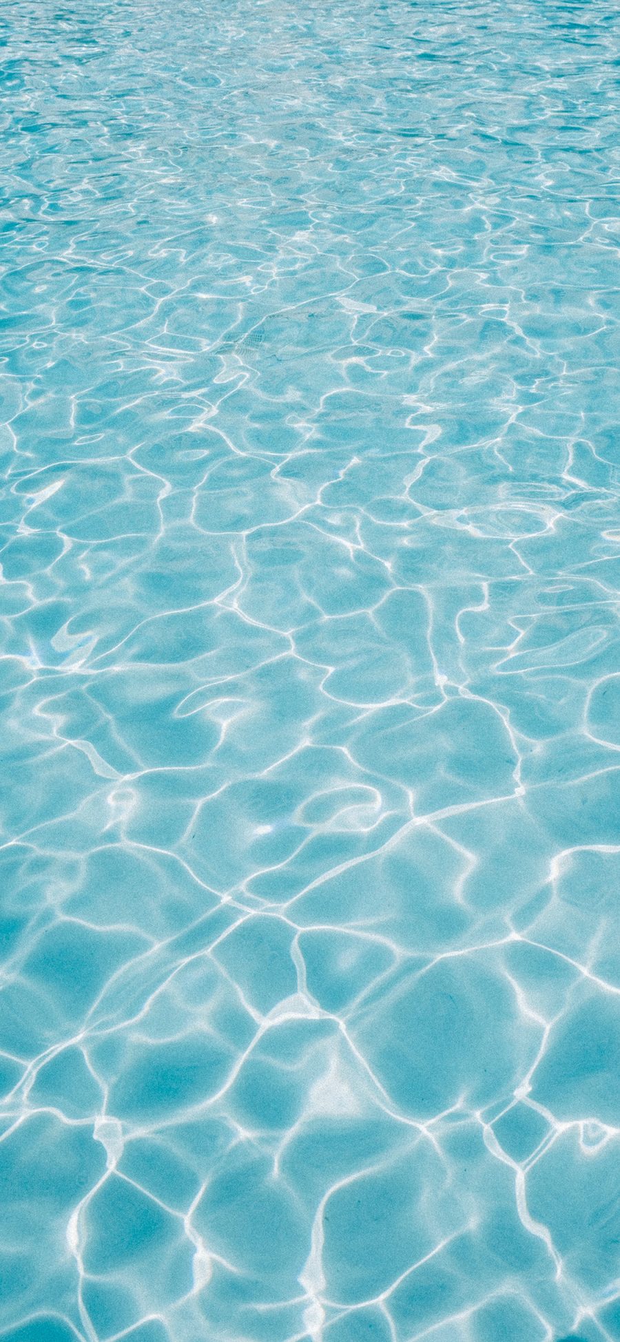 [2436×1125]泳池 池水 蓝色 波光粼粼 苹果手机壁纸图片