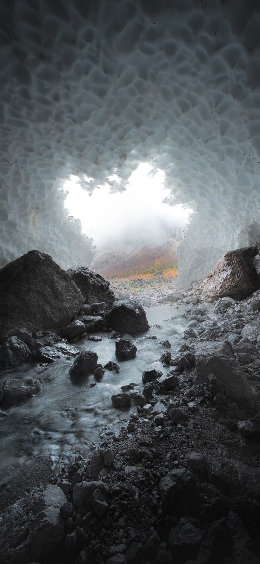 [2436×1125]洞穴 冰川 河流 流水 苹果手机壁纸图片