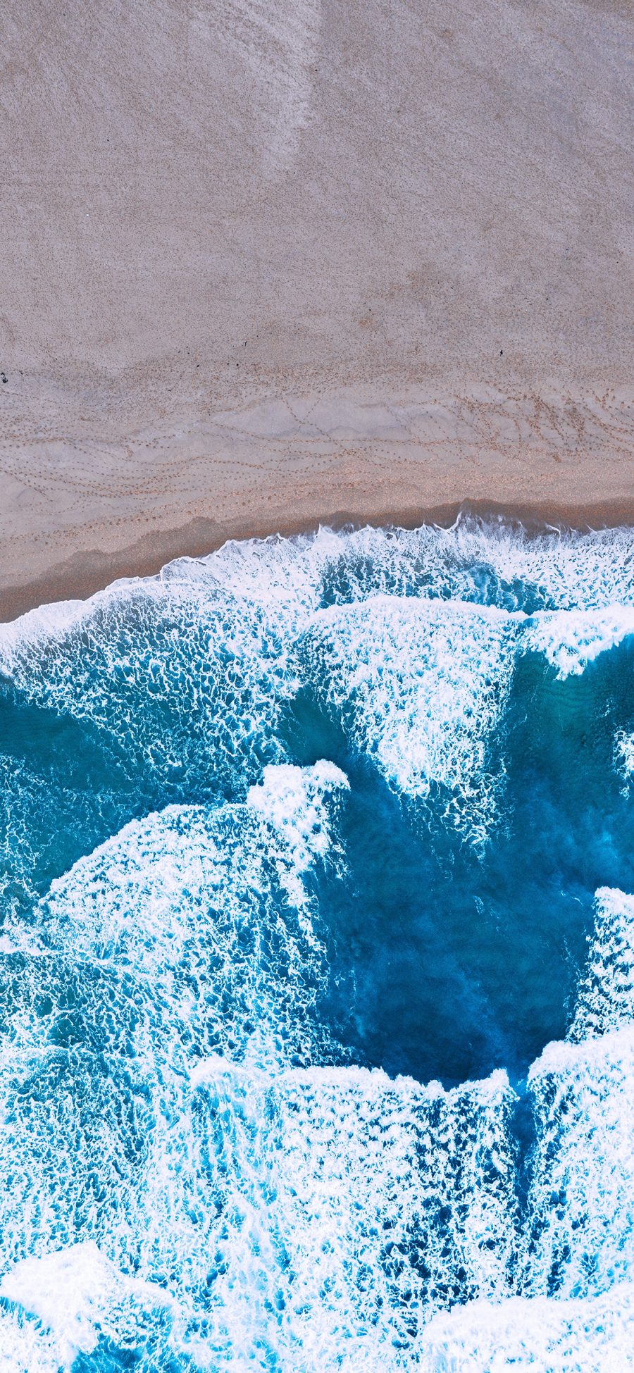 [2436×1125]海岸 沙滩 海浪 俯拍 苹果手机壁纸图片