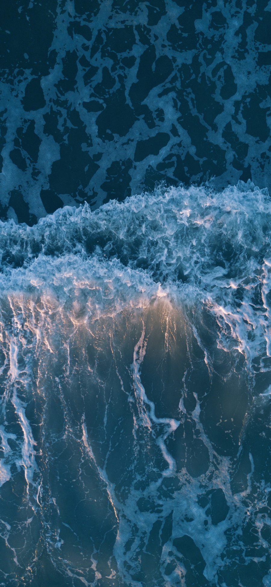 [2436×1125]海浪 大海 海平面 浪花 苹果手机壁纸图片