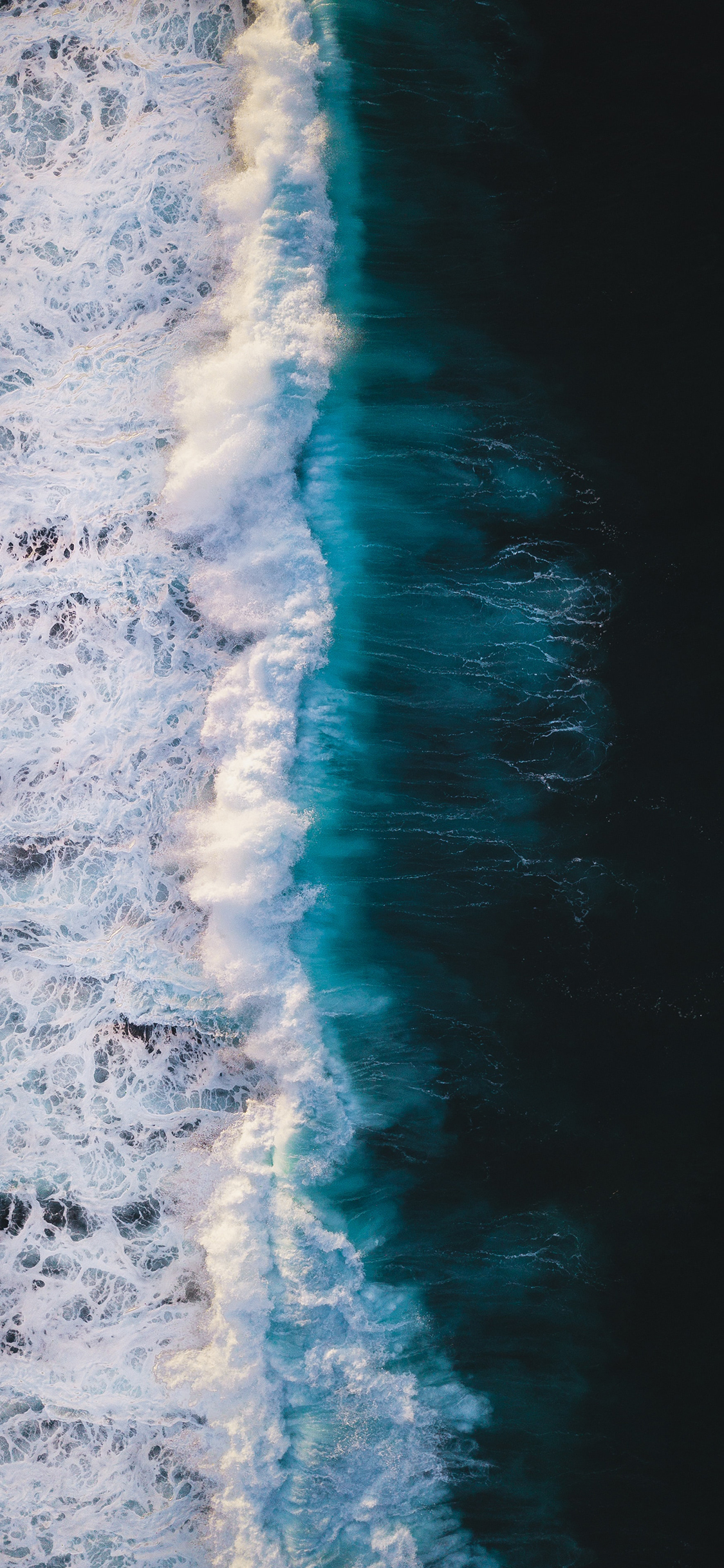 [2436×1125]海浪 浪花 海洋 大海 苹果手机壁纸图片