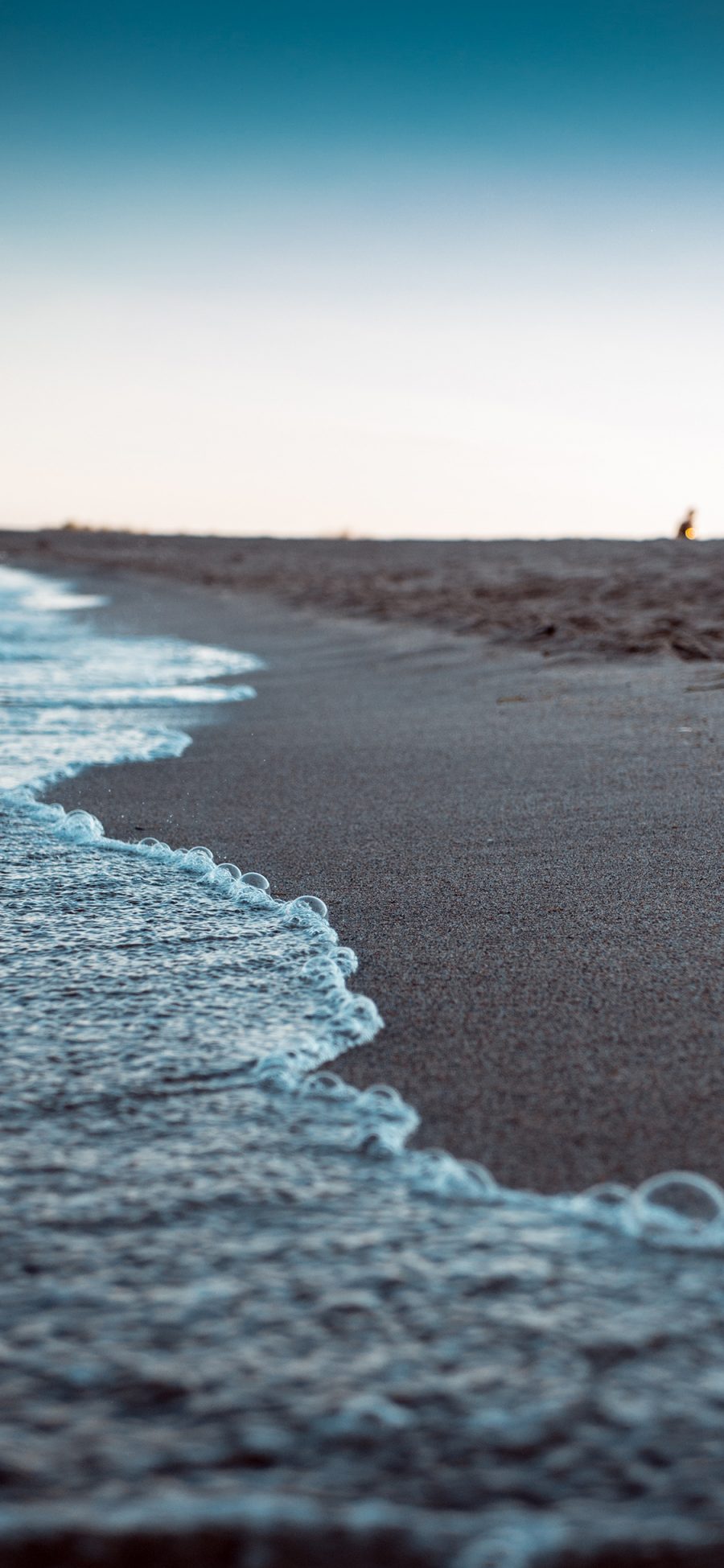 [2436×1125]海滩 海浪 浪花 海水 苹果手机壁纸图片