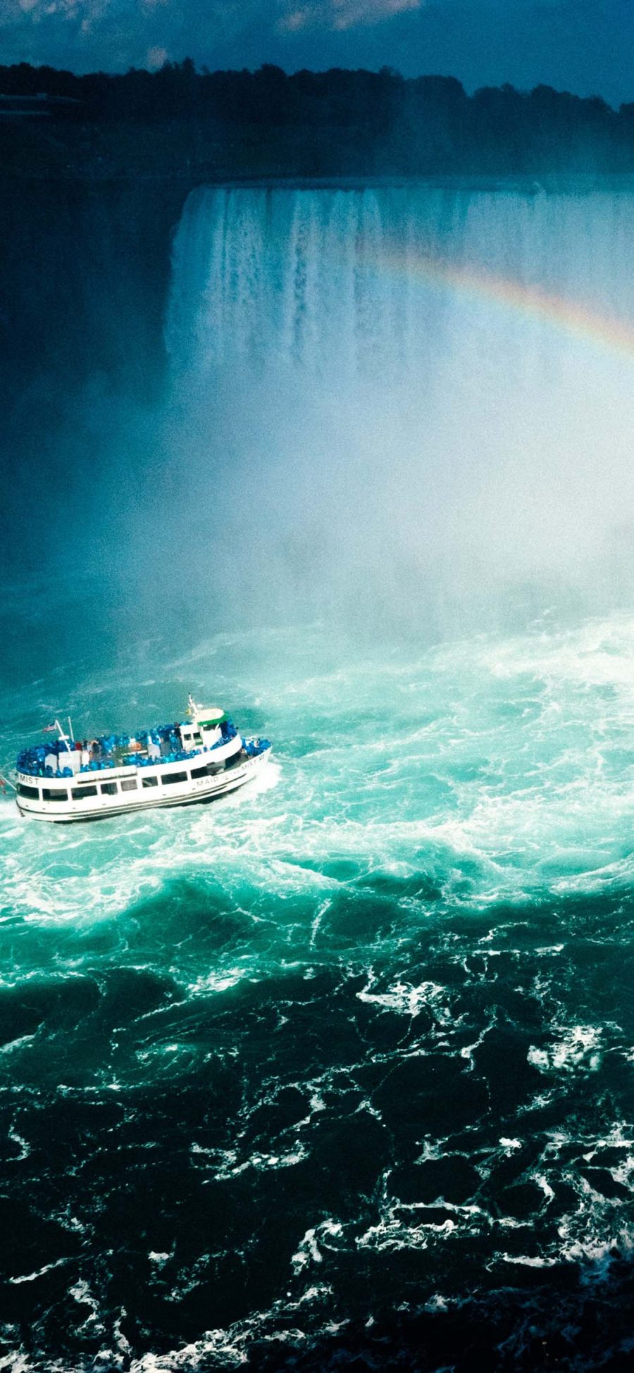 [2436×1125]瀑布 彩虹 轮船 自然美景 苹果手机壁纸图片