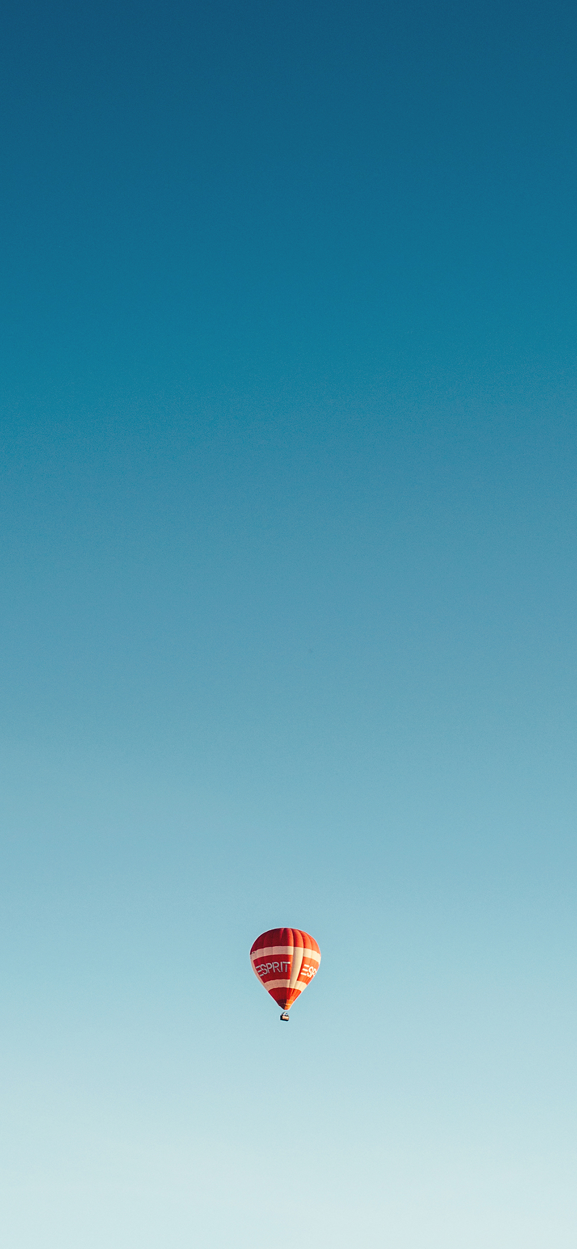 [2436×1125]热气球 蓝天 天空 渐变 唯美 苹果手机壁纸图片