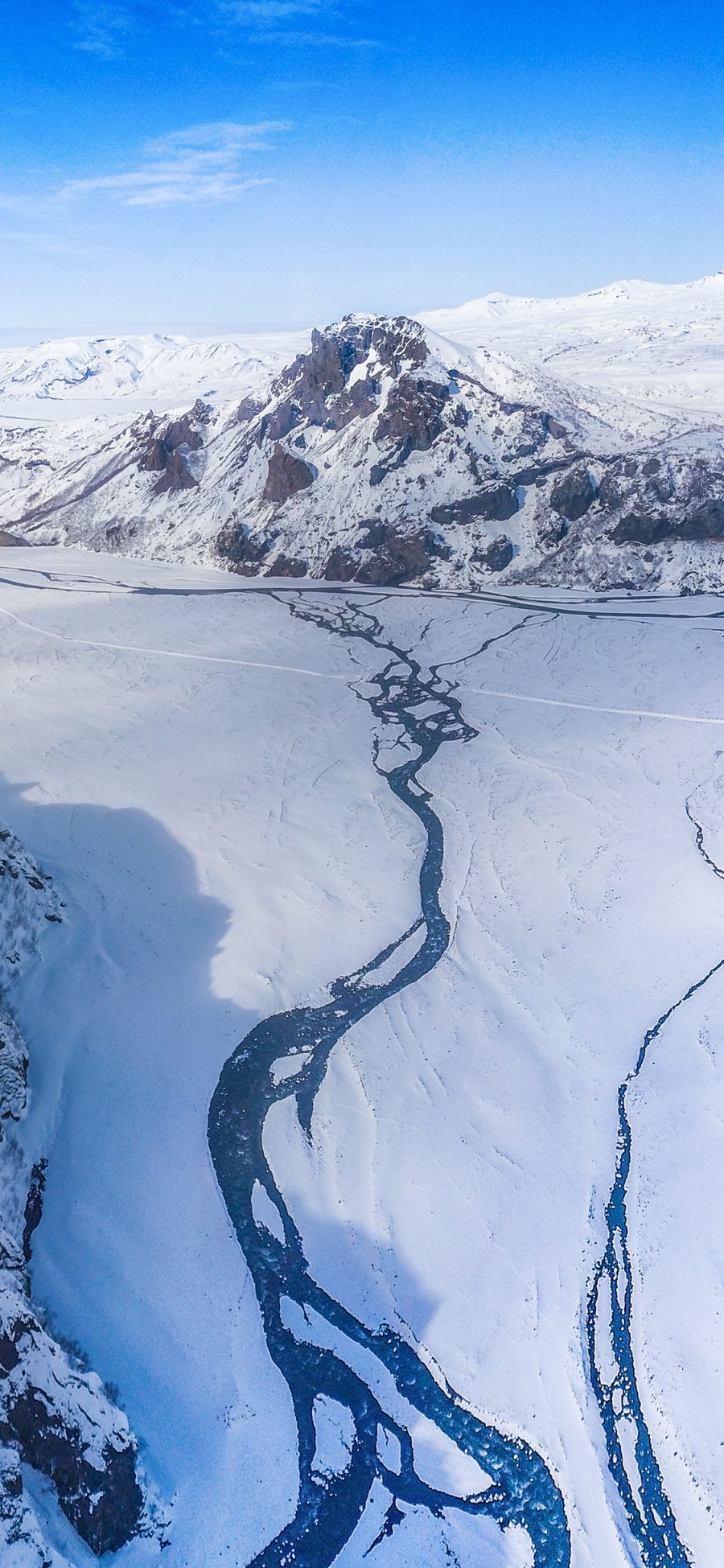 [2436×1125]郊外 自然 山峰 白雪覆盖 唯美雪景 苹果手机壁纸图片