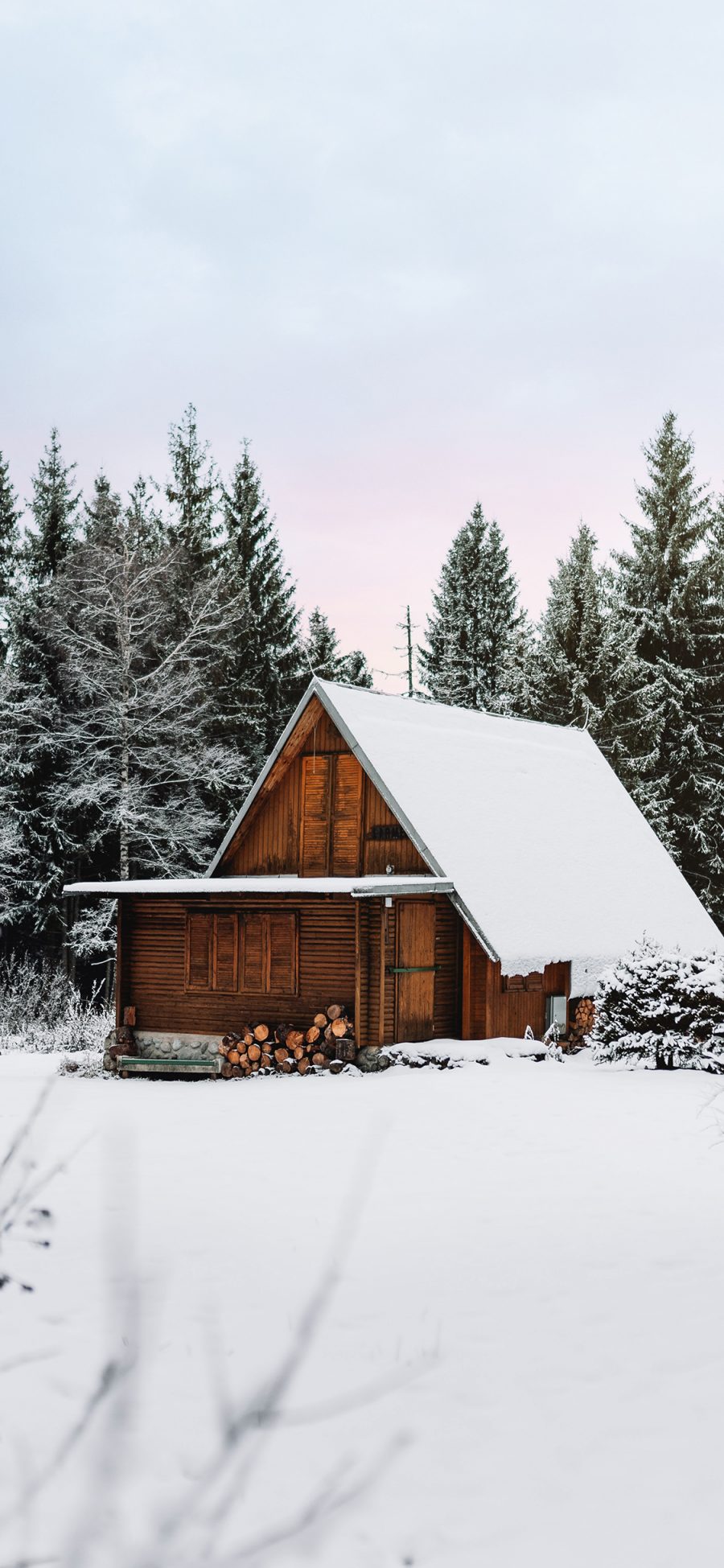 [2436×1125]雪季 雪地 木屋 野外 苹果手机壁纸图片