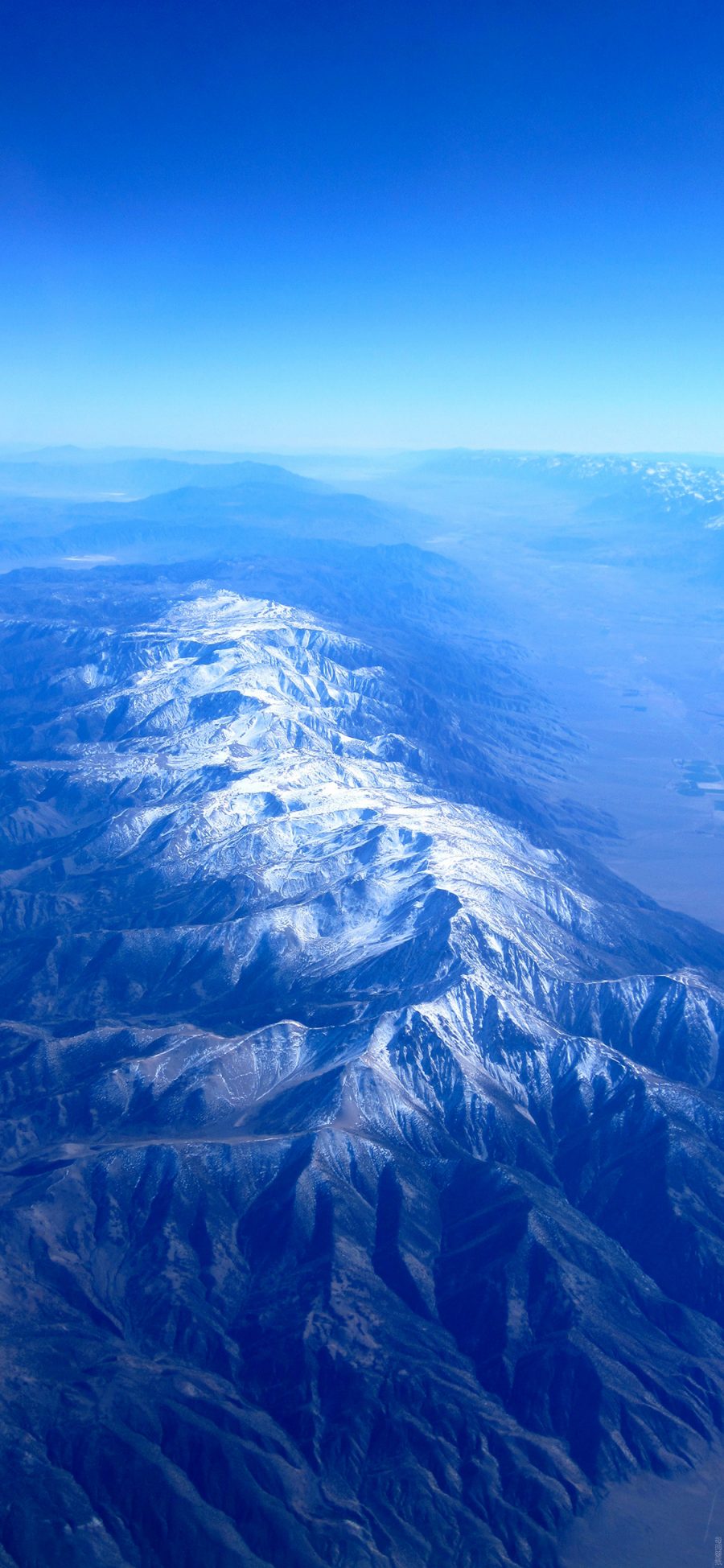 [2436×1125]雪山 蓝色 俯视 航拍 山脉 苹果手机壁纸图片