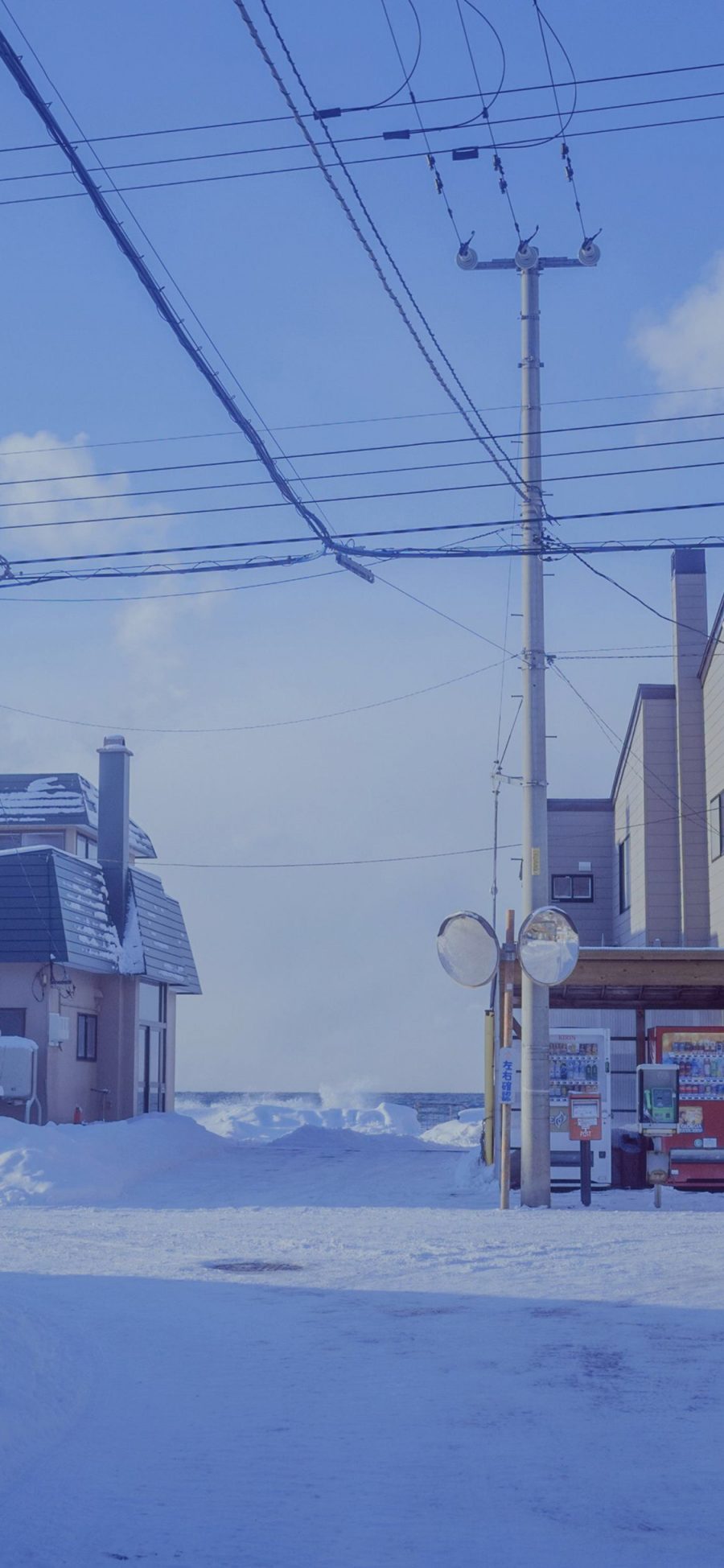 [2436×1125]雪景 冬季 雪地 房屋 天线 苹果手机壁纸图片